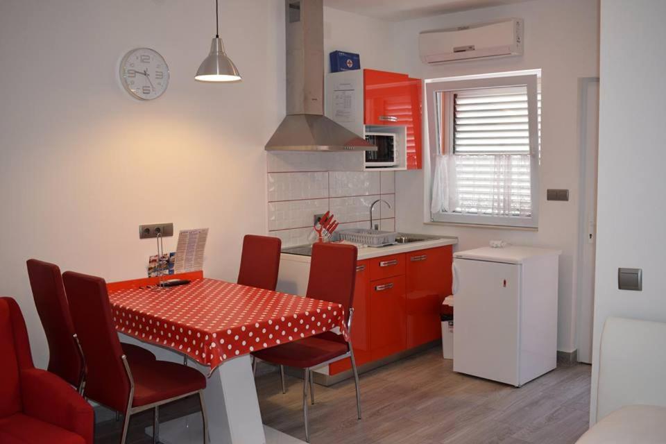 Apartmani Celjak Pag Town Exterior foto