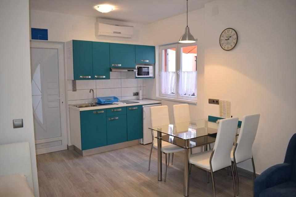 Apartmani Celjak Pag Town Exterior foto