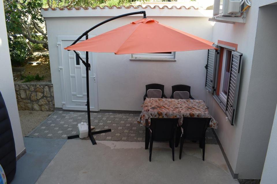 Apartmani Celjak Pag Town Exterior foto